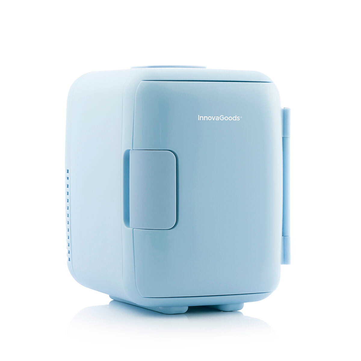 Vue intérieure avec étagères du mini frigo à cosmétiques Innovagoods